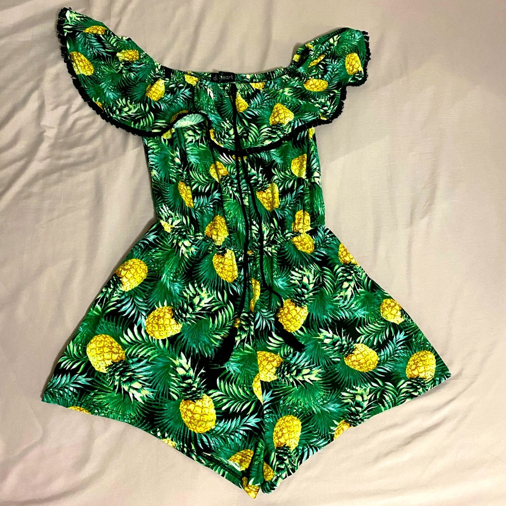Pineapple print romper